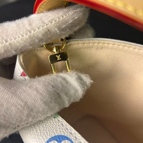 Louis Vuitton x TM Multicolor Monogram Shoulder Bag – White Canvas, Pre-Owned - Picture 10 of 16
